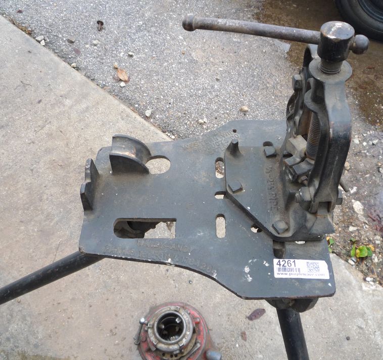 image for item 4261 Pipe vise