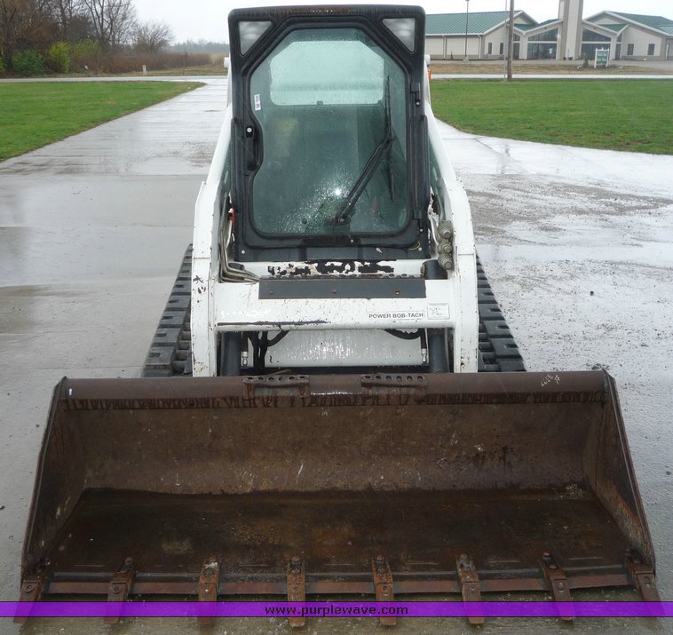image for item 4263 2005 Bobcat T190 skid steer