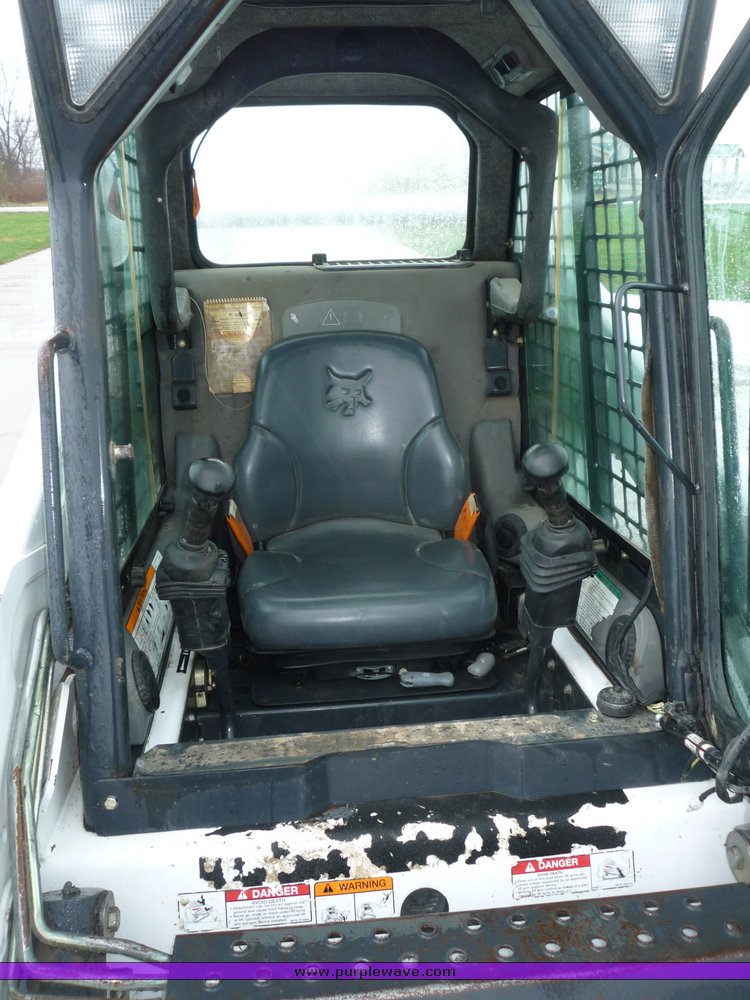 image for item 4263 2005 Bobcat T190 skid steer