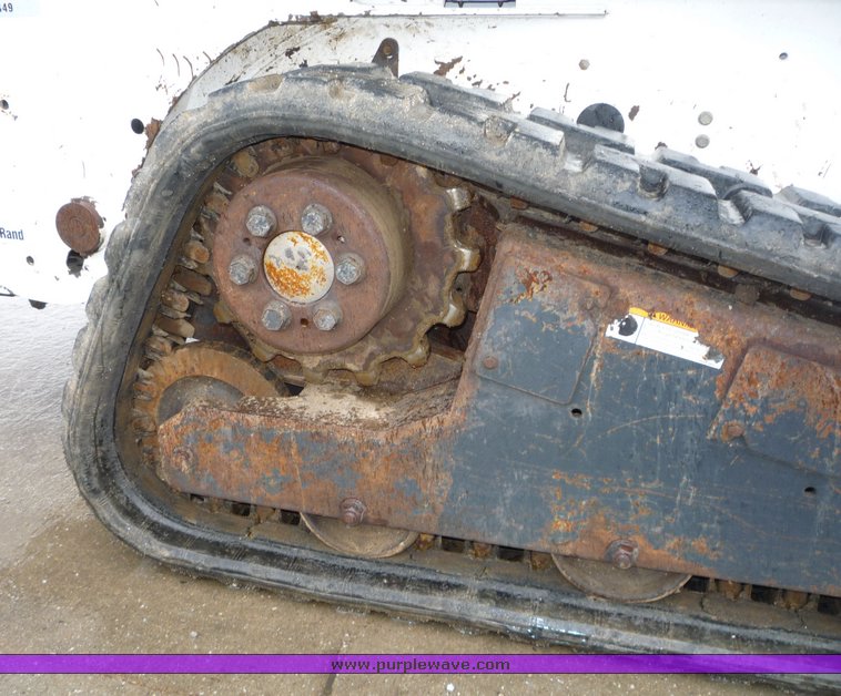 image for item 4263 2005 Bobcat T190 skid steer