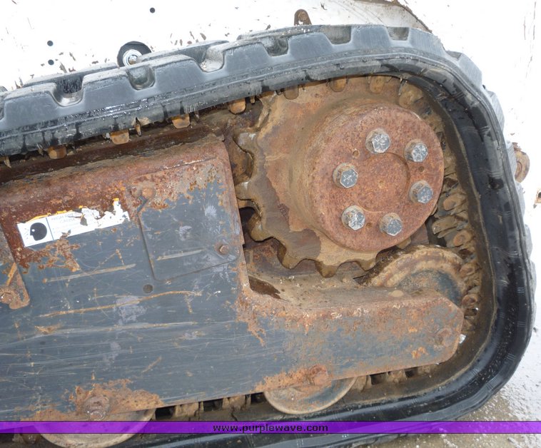 image for item 4263 2005 Bobcat T190 skid steer