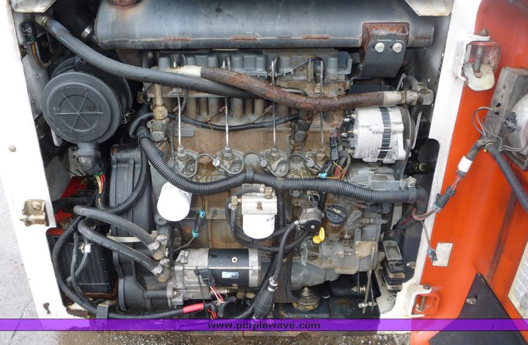 image for item 4264 1998 Bobcat 863 skid steer