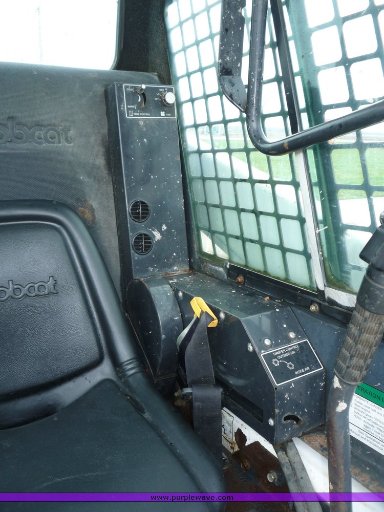 image for item 4264 1998 Bobcat 863 skid steer