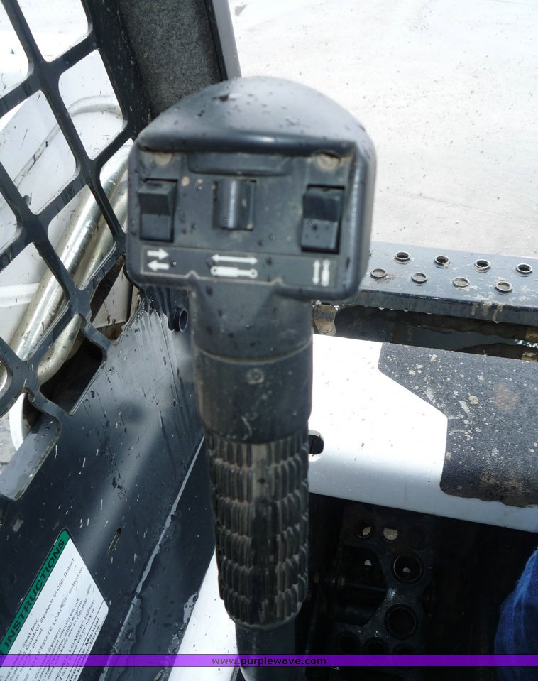 image for item 4265 2006 Bobcat S185 skid steer