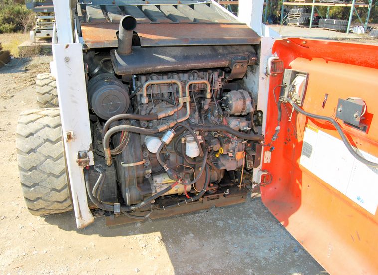 image for item 6030 1998 Bobcat 873 skid steer