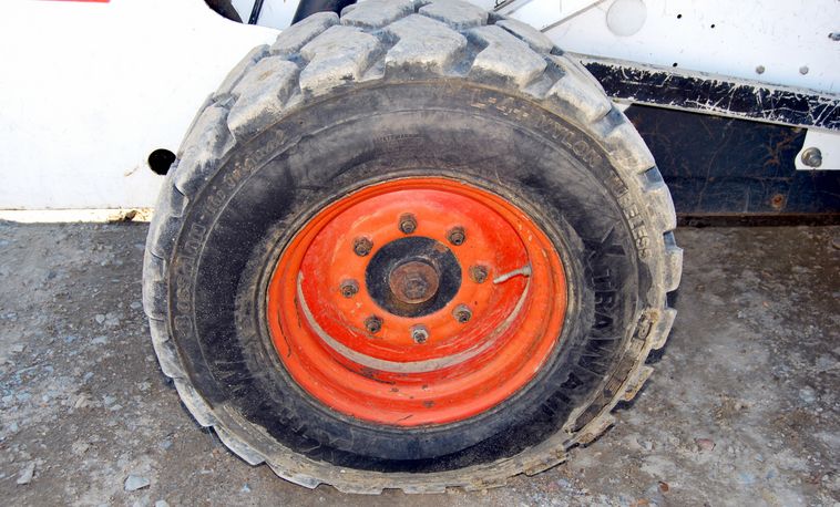 image for item 6030 1998 Bobcat 873 skid steer