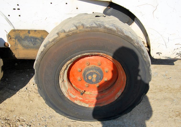 image for item 6031 1998 Bobcat 863 skid steer