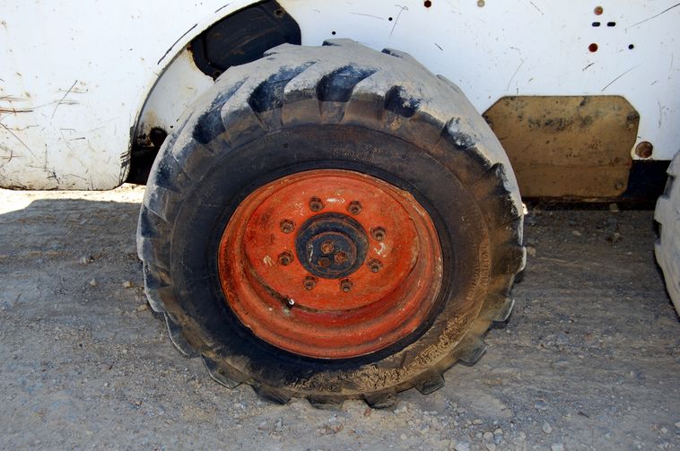 image for item 6031 1998 Bobcat 863 skid steer