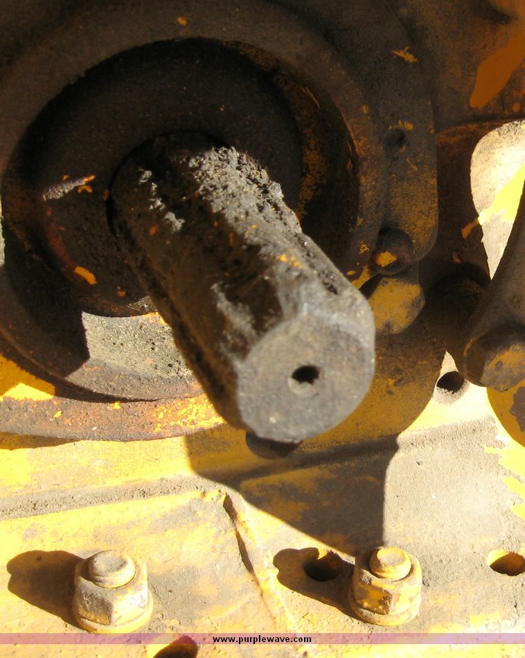 image for item 6564 John Deere tractor with loader