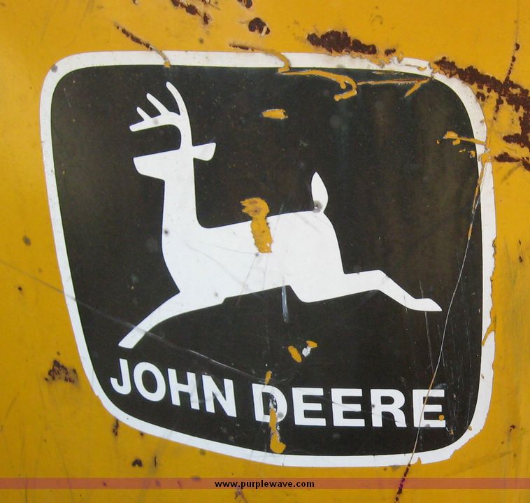 image for item 6564 John Deere tractor with loader