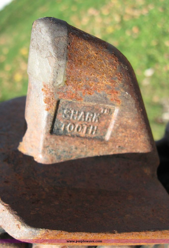 image for item 6565 2002 Ditch Witch 3700 trencher with front blade