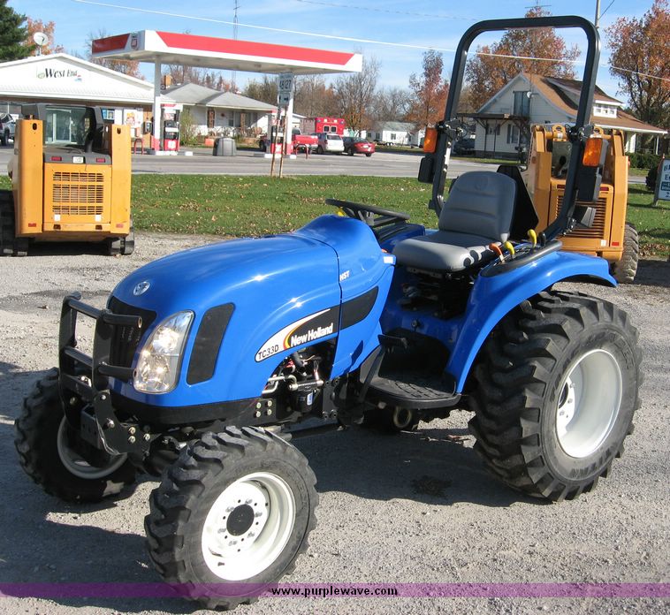 image for item 6566 2005 New Holland TC33DA MFWD tractor
