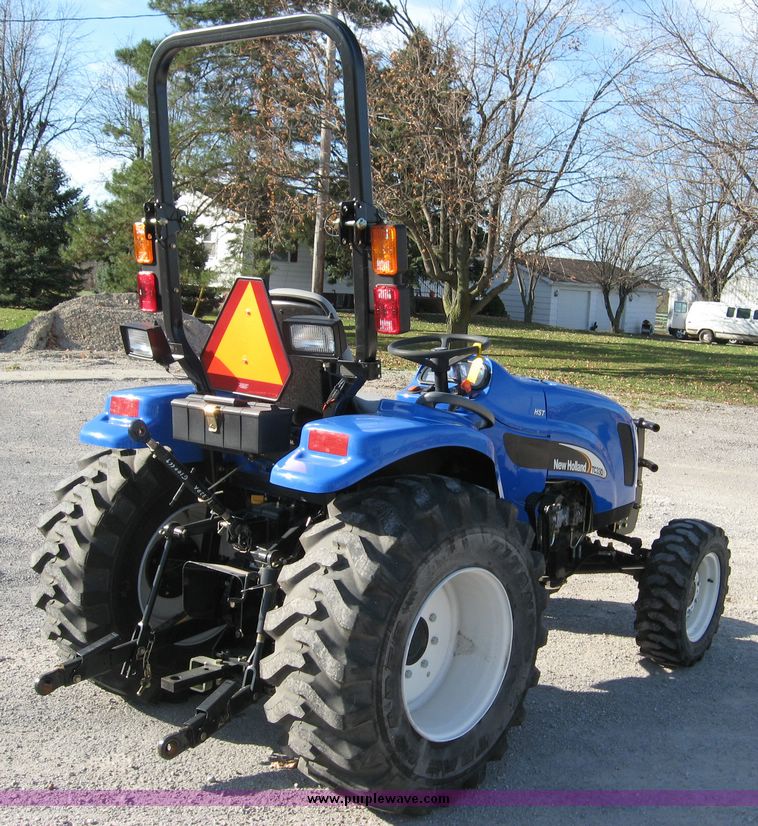 image for item 6566 2005 New Holland TC33DA MFWD tractor