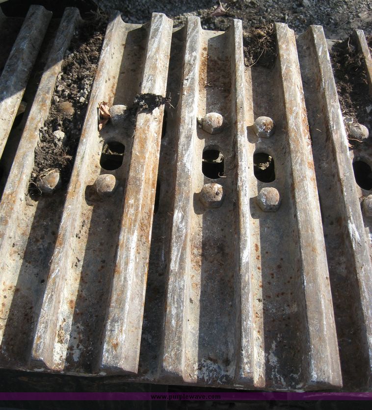 image for item 6568 2004 Terex HR42 track excavator