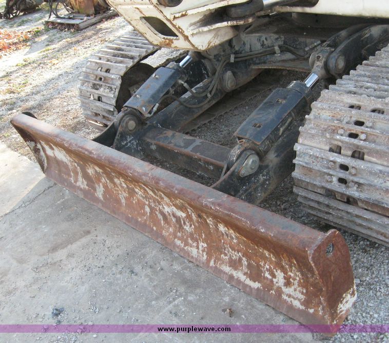 image for item 6568 2004 Terex HR42 track excavator