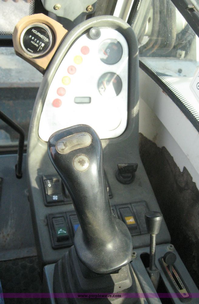 image for item 6568 2004 Terex HR42 track excavator