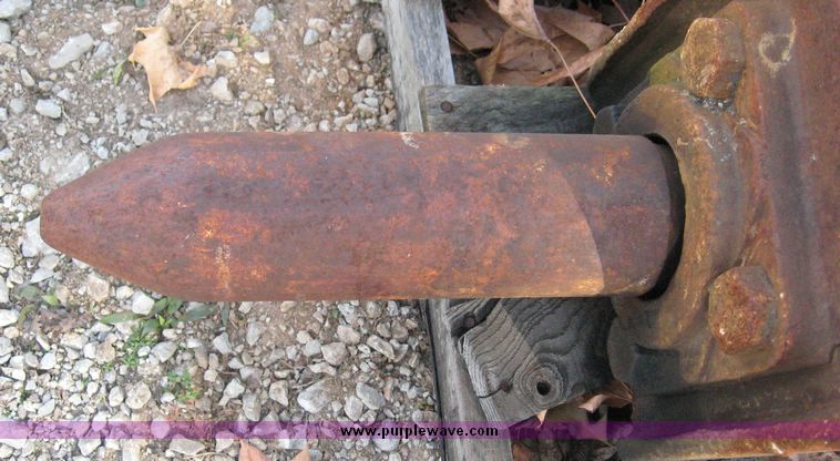 image for item 6569 Racine