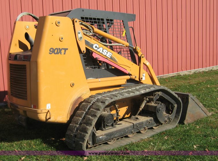 image for item 6601 2003 Case 90XT track skid steer