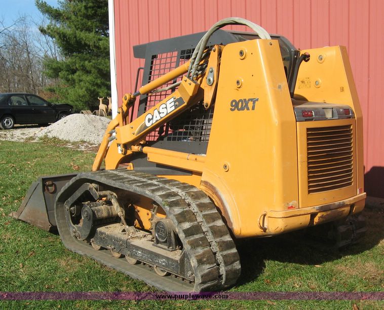 image for item 6601 2003 Case 90XT track skid steer