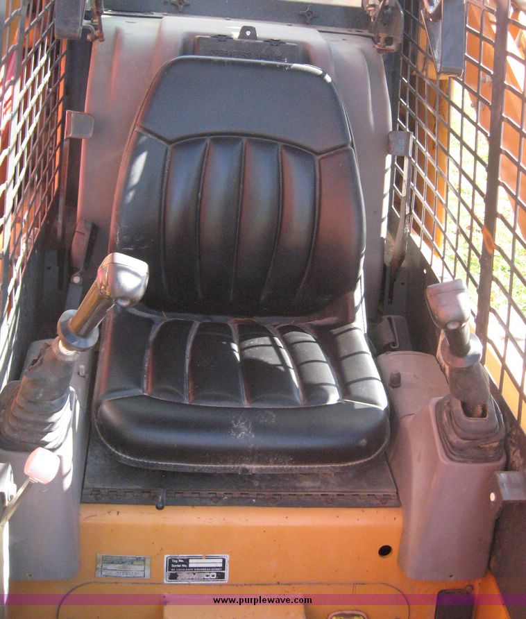 image for item 6601 2003 Case 90XT track skid steer