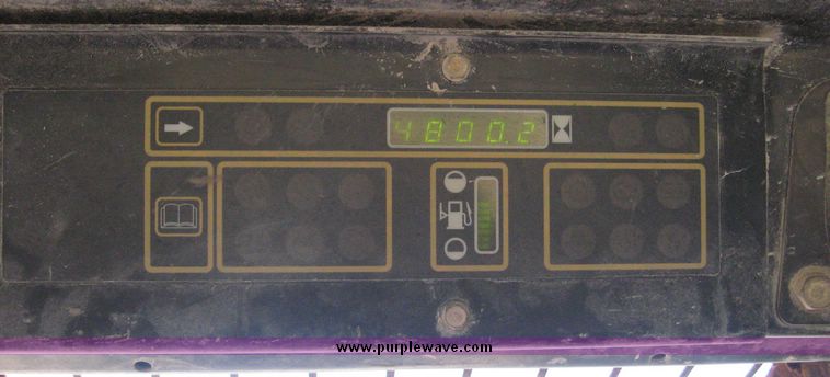 image for item 6602 1999 New Holland LX865 skid steer