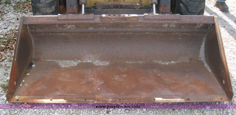 image for item 6602 1999 New Holland LX865 skid steer