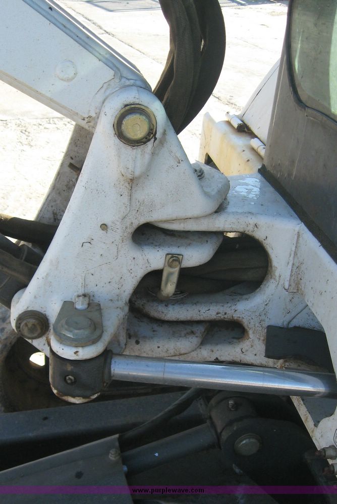 image for item 6603 2006 Bobcat 331 compact track excavator