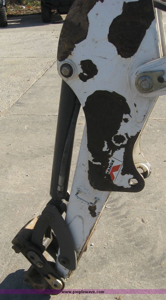 image for item 6603 2006 Bobcat 331 compact track excavator