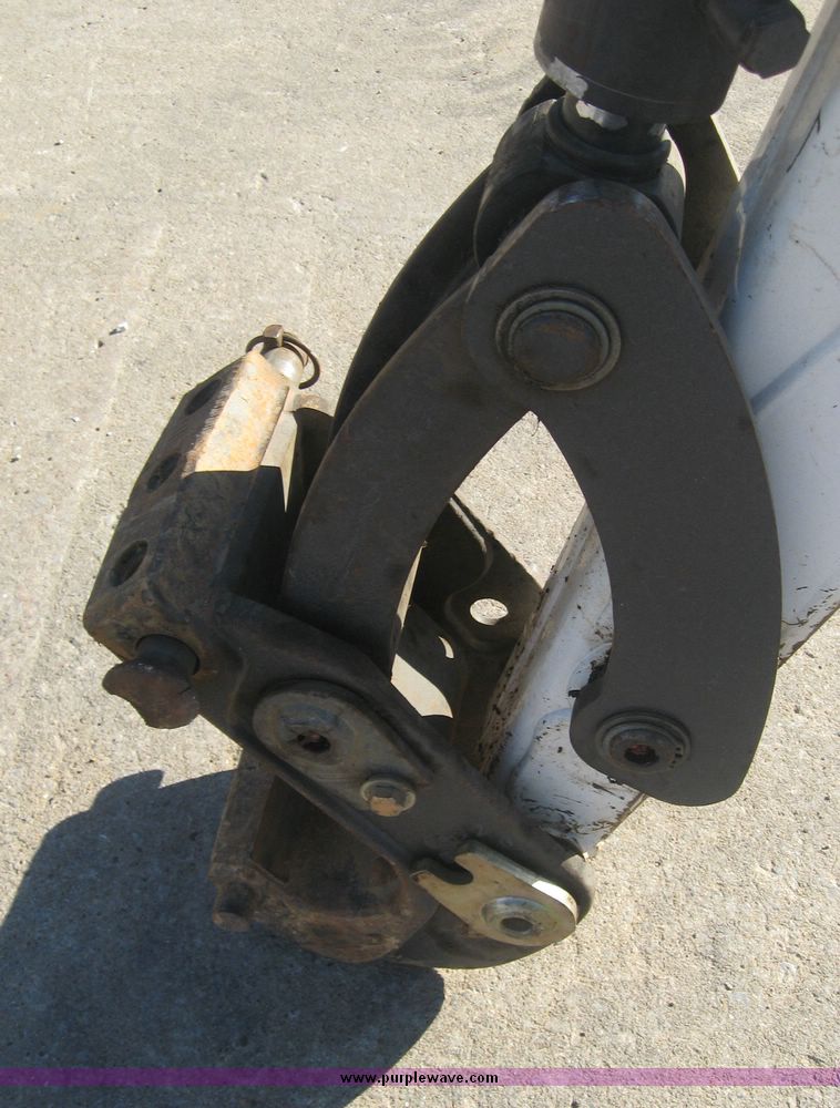 image for item 6603 2006 Bobcat 331 compact track excavator