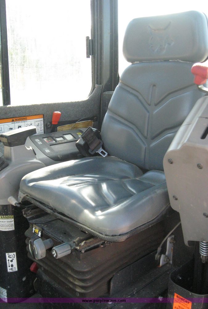 image for item 6603 2006 Bobcat 331 compact track excavator