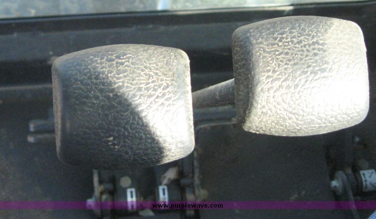 image for item 6603 2006 Bobcat 331 compact track excavator