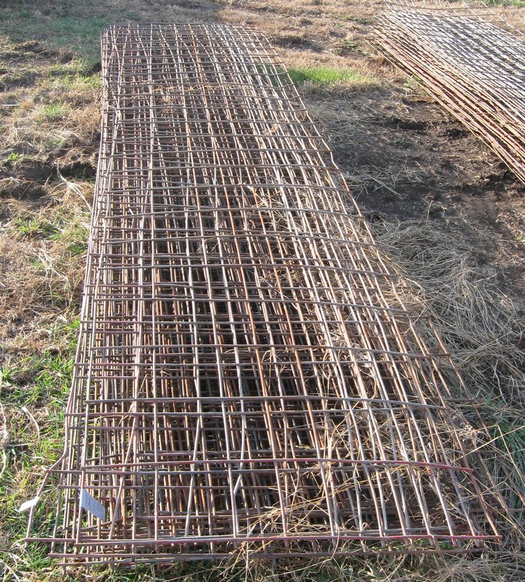 image for item 3063 (75) 16' used wire hog panels