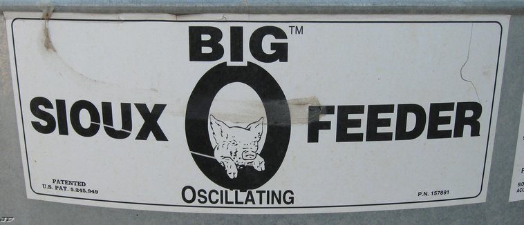 image for item 3071 (2) Big Sioux oscillating hog feeders