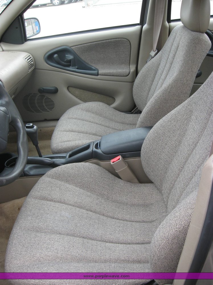 image for item 3450 1999 Chevrolet Cavalier