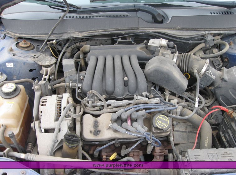 image for item 3452 2003 Ford Taurus SE