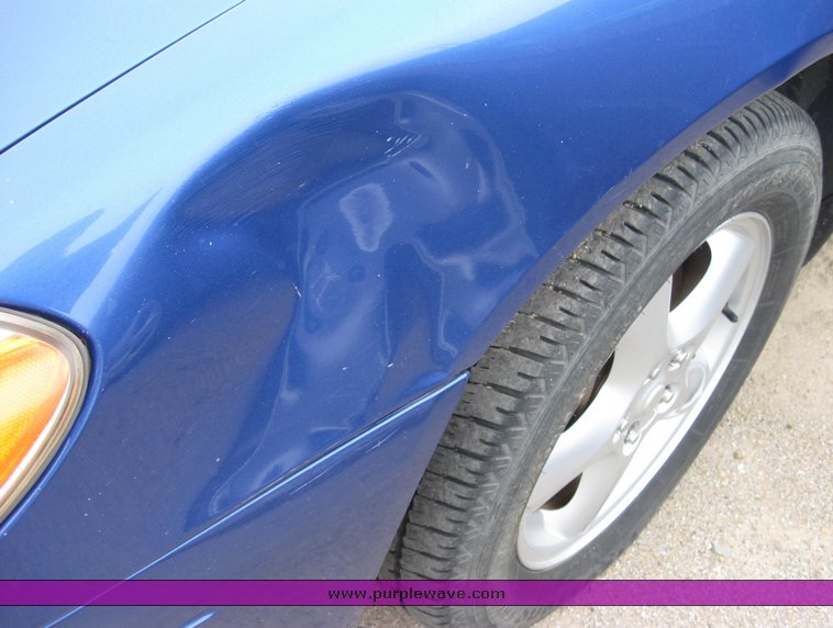 image for item 3452 2003 Ford Taurus SE