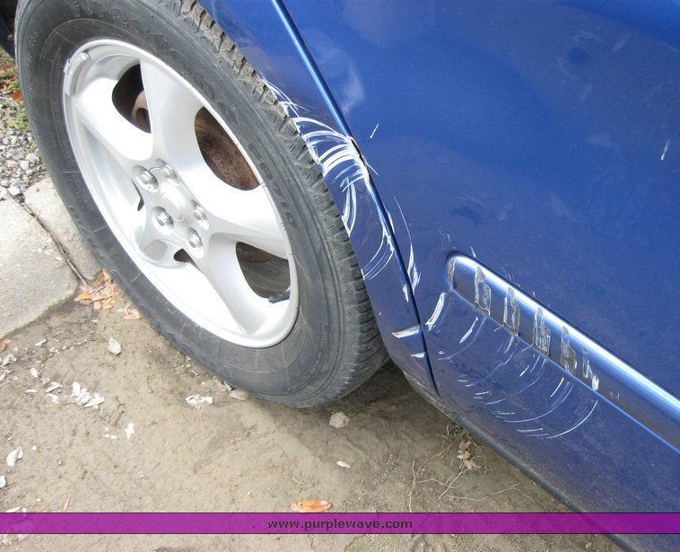 image for item 3452 2003 Ford Taurus SE