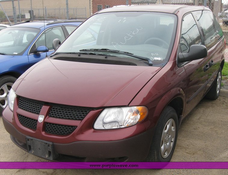 image for item 3453 2002 Dodge Caravan SE