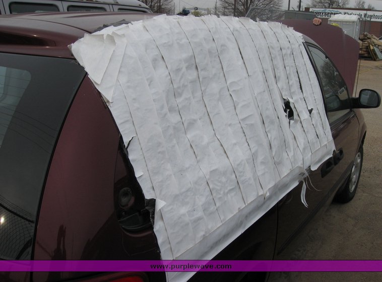 image for item 3453 2002 Dodge Caravan SE