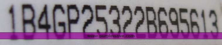 image for item 3453 2002 Dodge Caravan SE