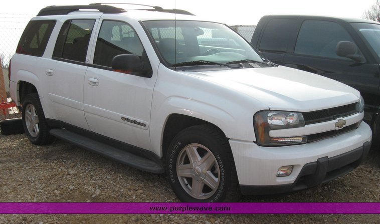 image for item 3486 2002 Chevrolet Trailblazer LT