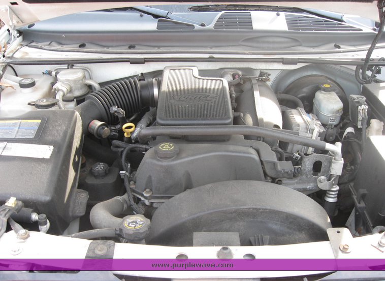 image for item 3486 2002 Chevrolet Trailblazer LT