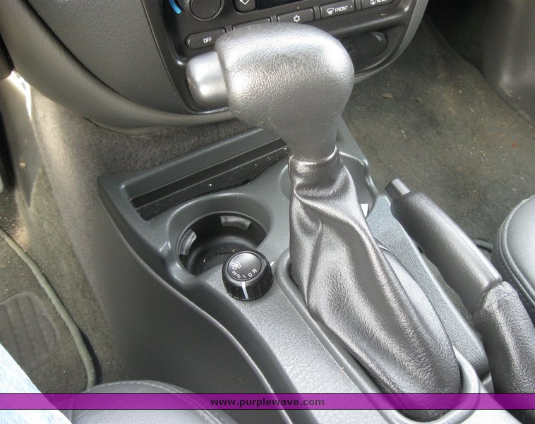 image for item 3486 2002 Chevrolet Trailblazer LT