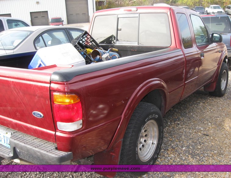 image for item 3488 1999 Ford Ranger
