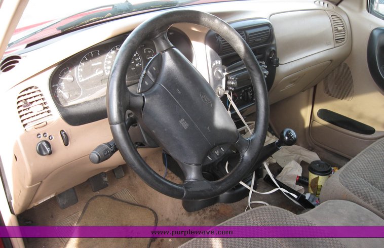 image for item 3488 1999 Ford Ranger