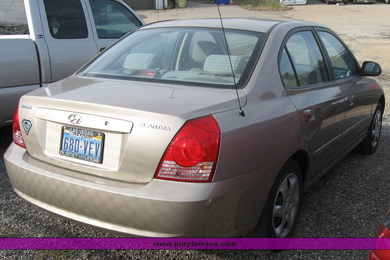 image for item 3489 2006 Hyundai Elantra