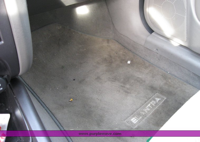 image for item 3489 2006 Hyundai Elantra