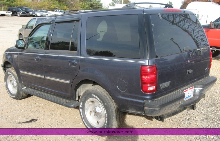 image for item 3493 1998 Ford Expedition XLT
