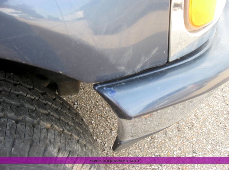 image for item 3493 1998 Ford Expedition XLT