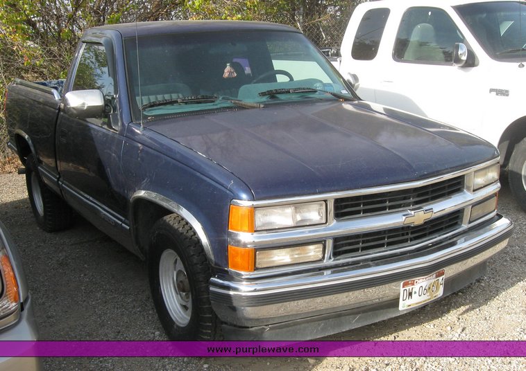image for item 3494 1994 Chevrolet 1500 Silverado